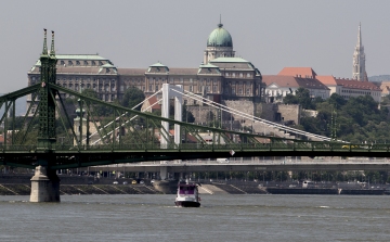 Bombát találtak a Dunában - Kiürítik fél Budapestet