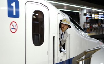 25 másodpercet csúszott a japán vasúttársaság, most nagy bocsánatokat kér