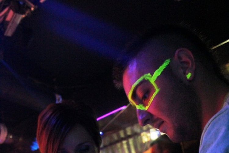 Club Vertigo - UV Party 2011.11.26. (szombat) (2) (Fotók: Vertigo)