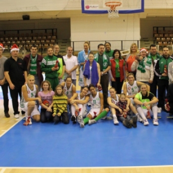 2012.12.06 Hat-Agro Uni Győr-Pinkk Pécs női kosárlabda Fotók:árpika