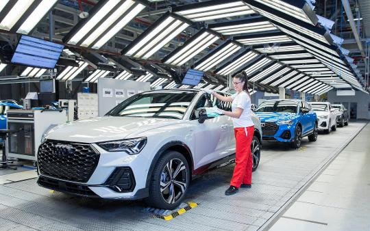 Sikeresen zárta a 2023-as évet az Audi Hungaria