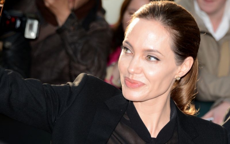 Angelina Jolie őszintén beszélt az elmúlt 10 hónap nehézségeiről