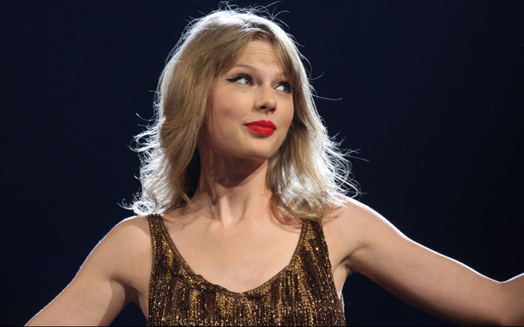 Kint az új Taylor Swift-dal - máris találgatják, kiről szólhat