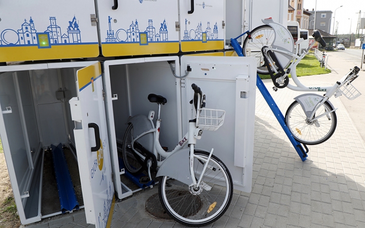 Győrbox őrzi a kerékpárokat a buszpályaudvaron