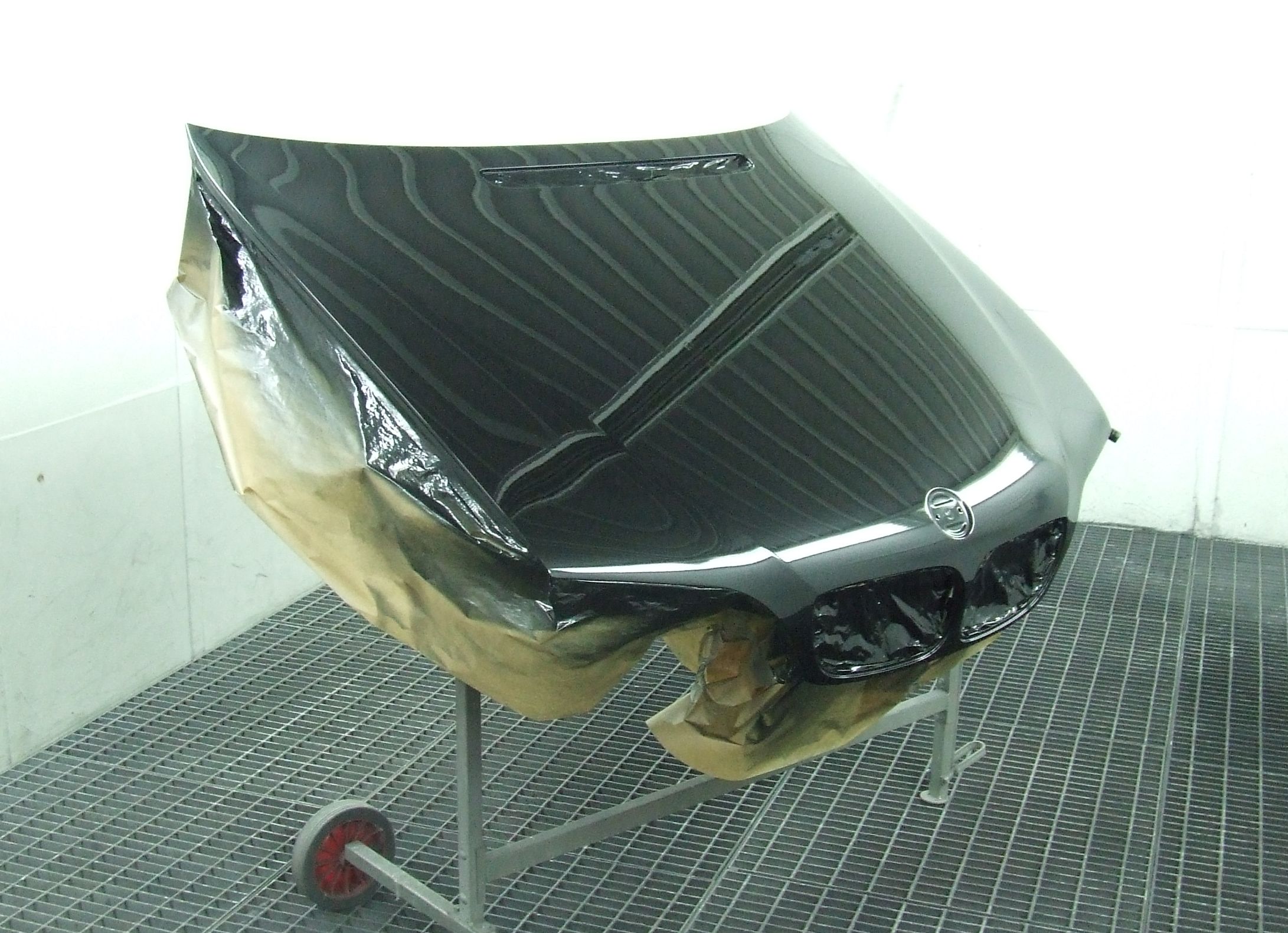 Fényezés a Leier Autó Kft. Márkaszervizében