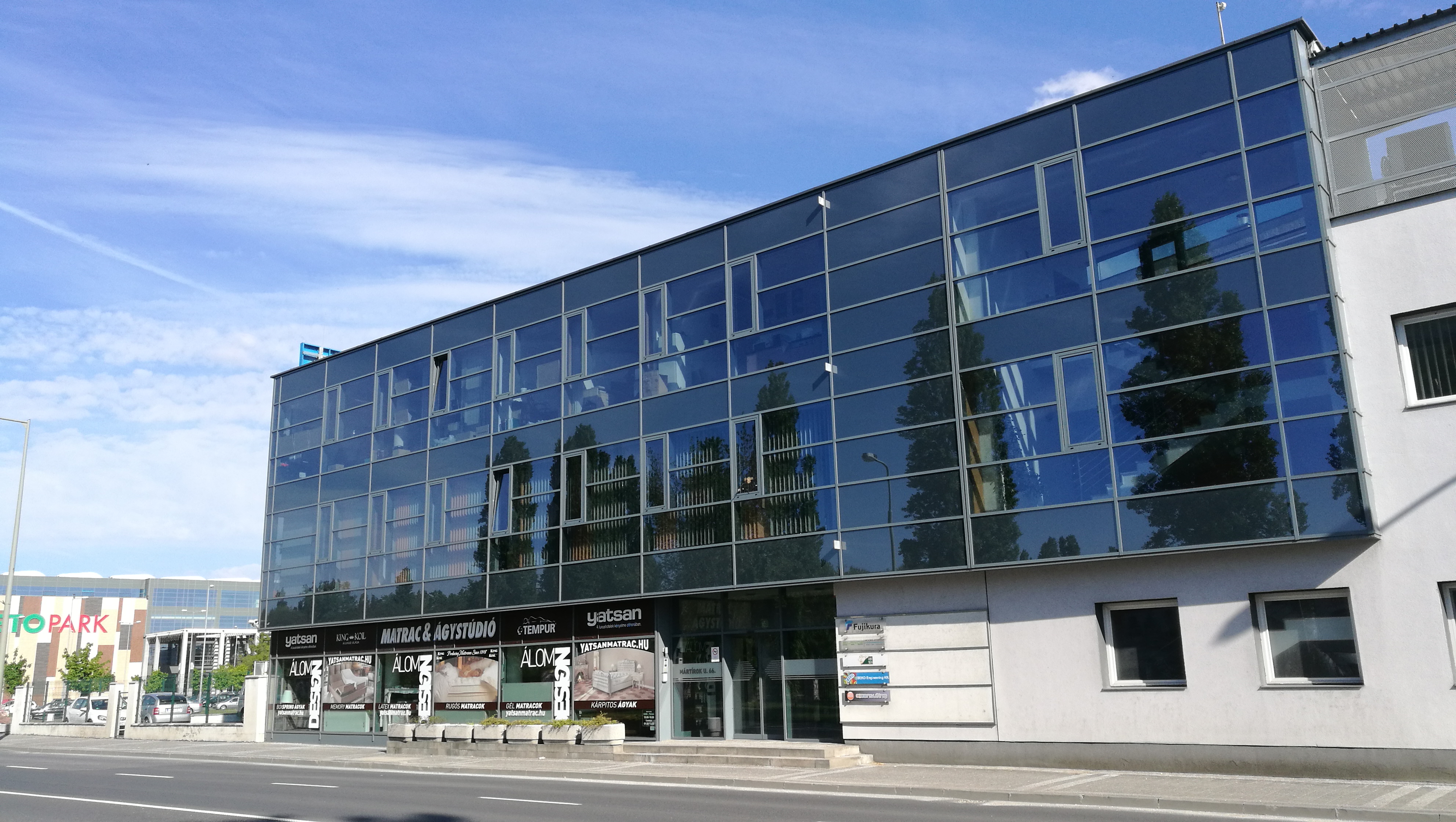 Álom Design matrac- és ágystúdió Győr ETO Park mellett