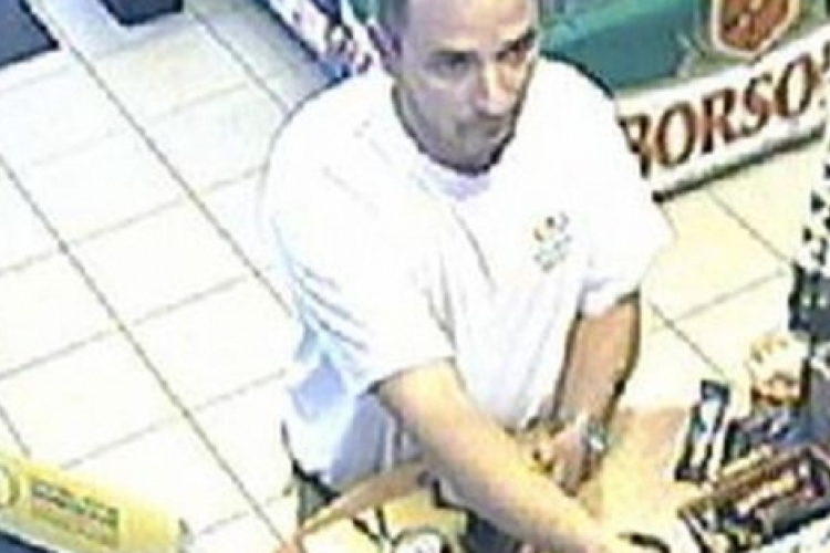 Keresik! Lopott egy győri benzinkúton 