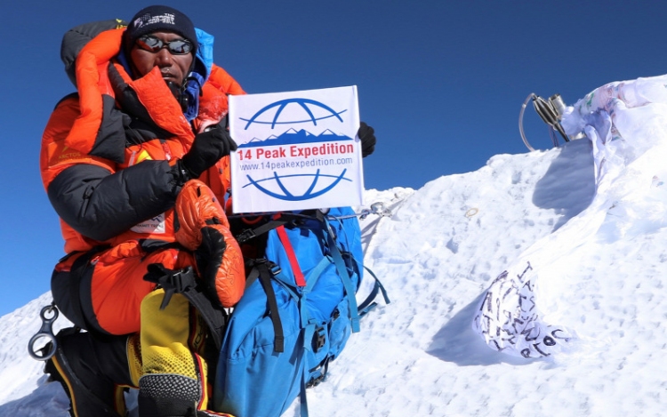 Hat nap alatt kétszer ment fel a Mount Everestre