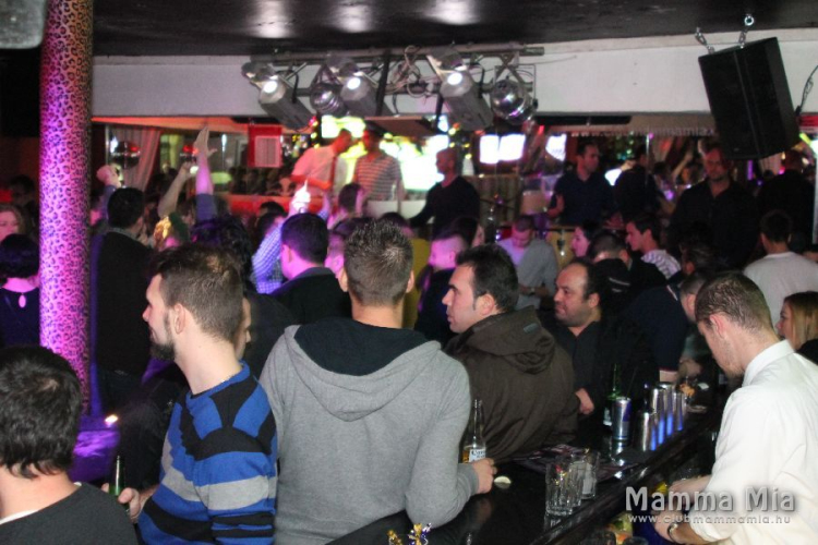 2013.12.07.Szombat Mamma Mia Házibuli DJ:Balage Fotók:árpika