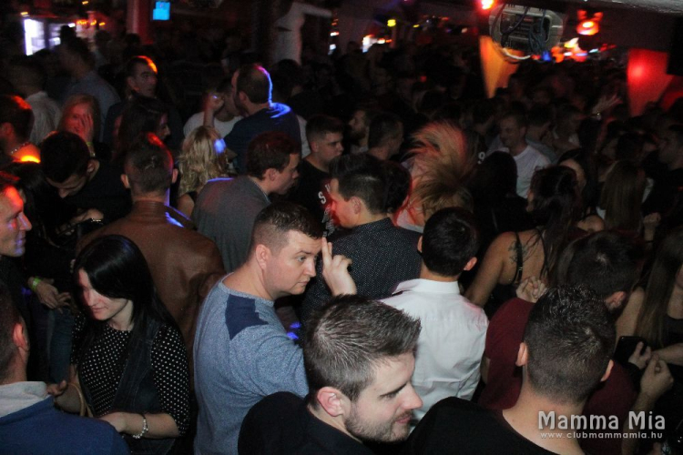 2016.11.19. Mamma Mia Szombati Video Disco Dj:Hubik Fotók.árpika