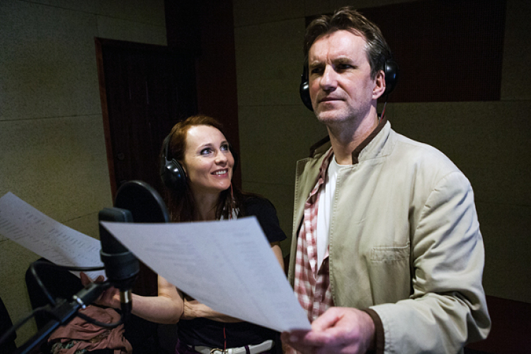 Koronavírus-művészvilág: Egy szinkronstúdió segít a vírus miatt munka nélkül maradt színészeknek 