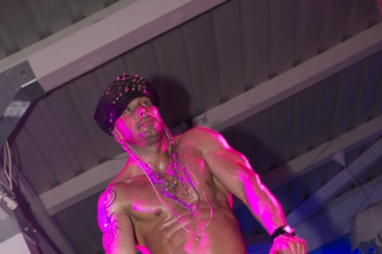 Mundo - Andro & Julia Carpenter 2014.05.31. (szombat)