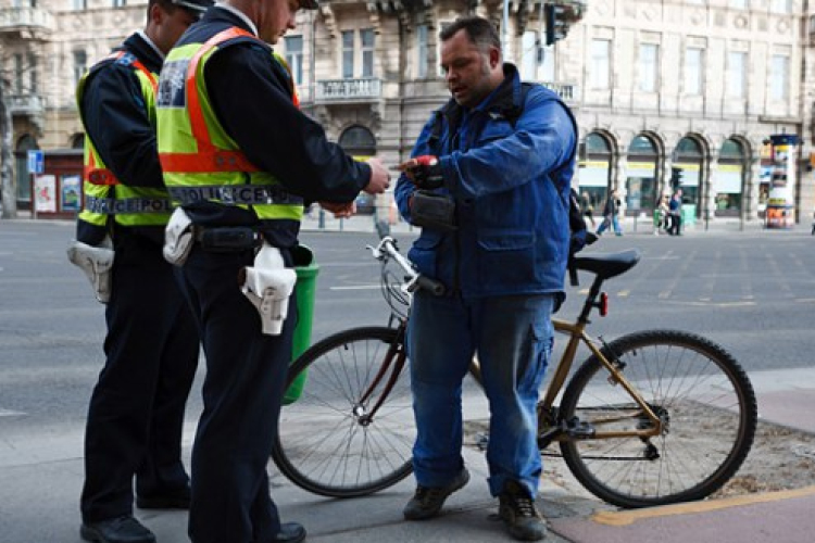 Május 1-től komoly bírságra számíthatnak a kerékpárosok is