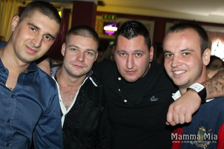 2013.12.25.Szerda Mamma Mia  Szingli Party Dj:Ice & Dj:Balage fotók:árpika