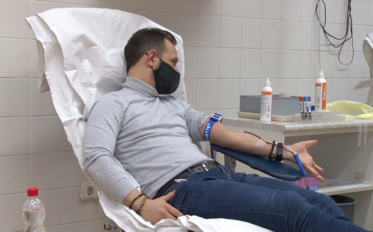 Nyáron is fontos a véradás