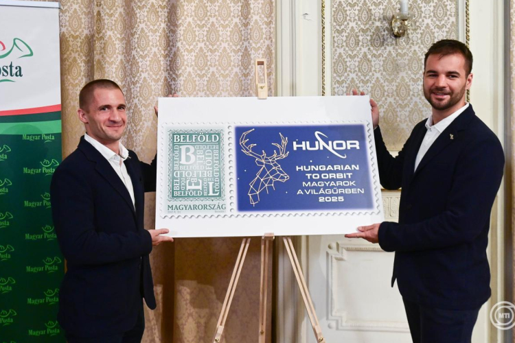 A HUNOR Magyar Űrhajós Program tiszteletére bocsátott ki bélyeget a Magyar Posta