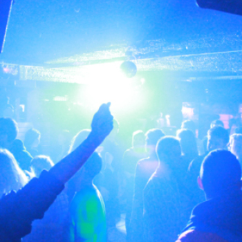 Bahnhof, Lapos Szerda