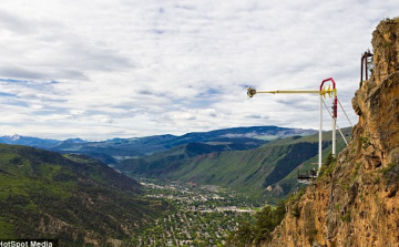 A világ legfélelmetesebb hintája a Grand Canyonon - Videó 