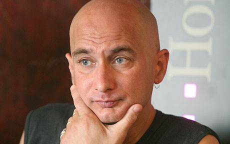 Cipő kommunikál a világgal