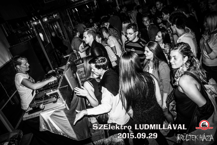 2015.09.29.Kedd - SZElektro LUDMILLÁVAL