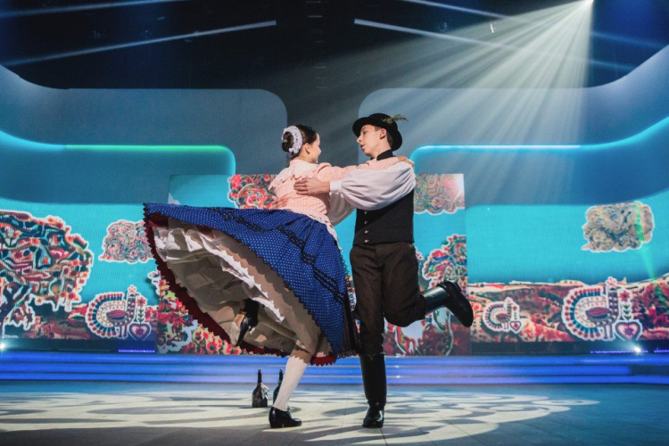 Idén még magasabbra repül a páva