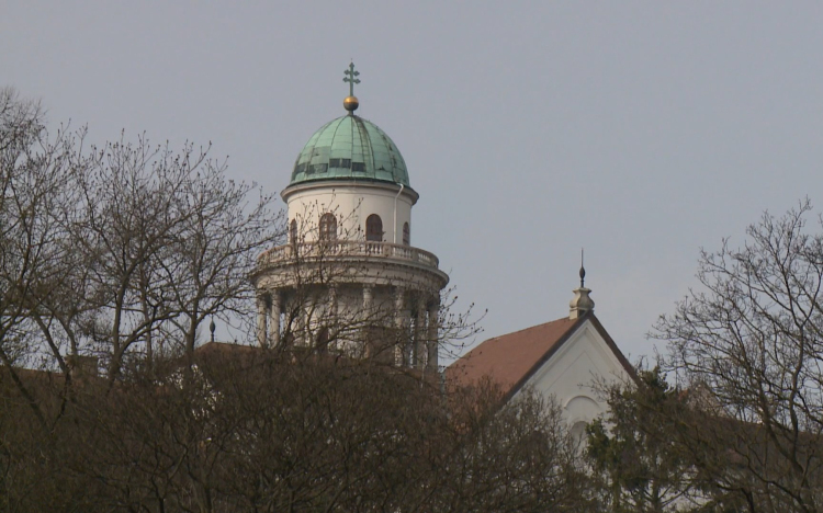 Zöld böjt az 5T jegyében