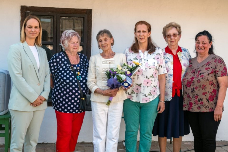 Hat év után újra megnyitotta kapuit a győrszentiváni Kincsesház