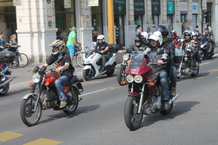 2015.05.09. Motoros Felvonulás Győr Fotók:árpika
