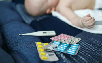 Kanyaró gyanús kisbabát kezelnek Győr-Moson-Sopronban