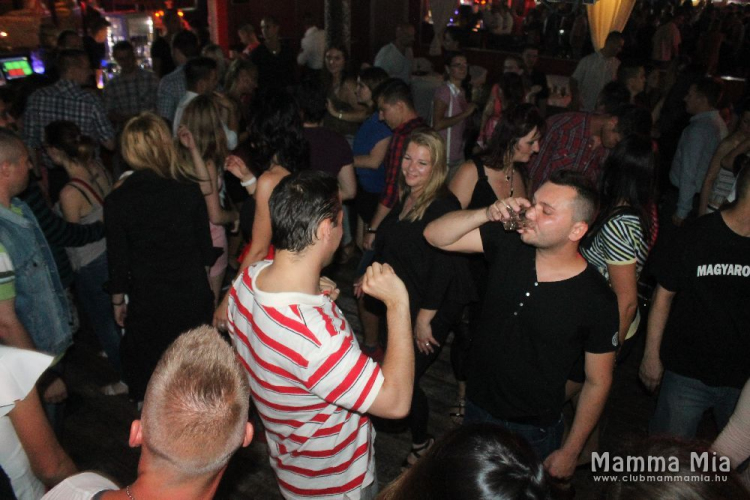 2016.06.17 Mamma Mia Pezsgőt a Csajoknak Party Dj:Ice fotók:árpika