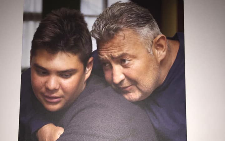 Megható üzenettel köszönt el Gesztesi Károlytól a 19 éves fia