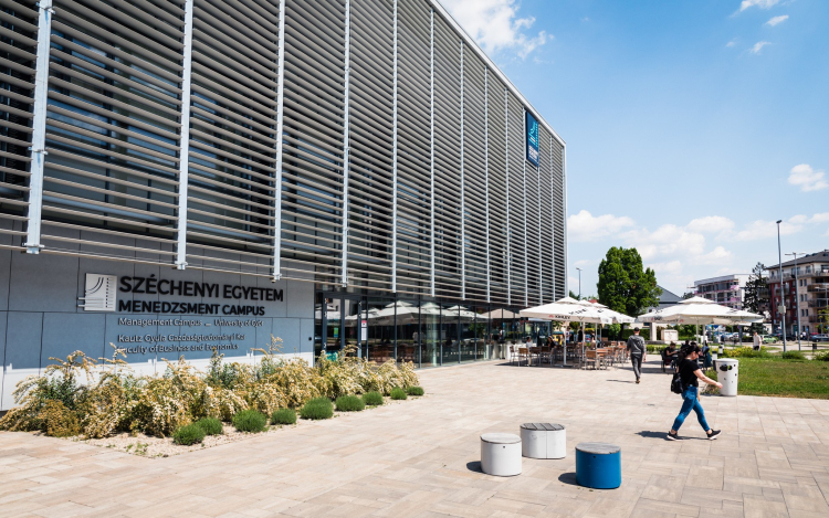 A Széchenyi István Egyetemért Alapítvány közleményben reagált a sajtóhírekre