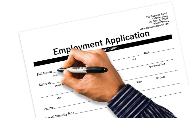 Miért alkalmazz munkaközvetítőt külföldi munkavállalóként és munkáltatóként?