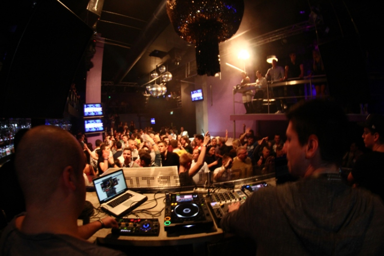 Club Vertigo - Muzzaik 2013.01.12. (szombat) (2) (Fotók: Vertigo)