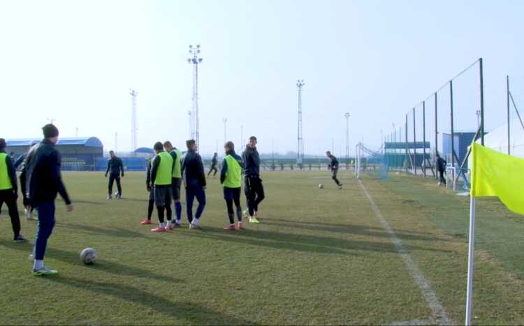 A vírussal is megküzdöttek