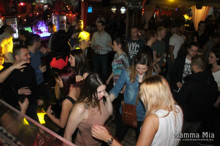 2016.04.08. Mamma Mia Video Disco Dj Hubik Fotók:árpika