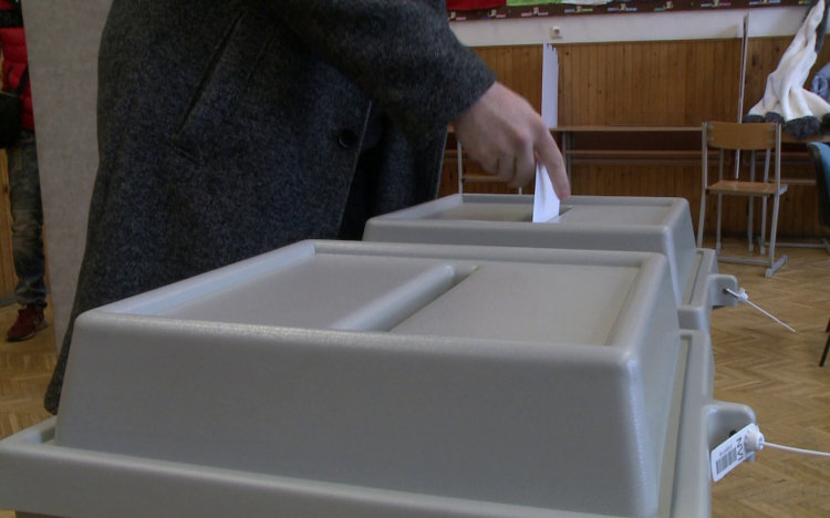 Simon Róbert Balázs és Kara Ákos képviselik a továbbiakban is Győrt és térségét a Parlamentben