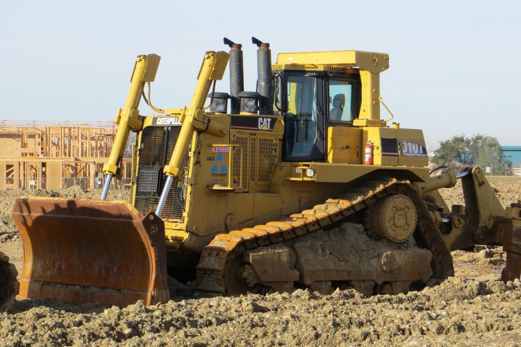 Régészeti és talajvédelmi munkával rajtolt el az ácsi katódanyaggyár óriásprojektje