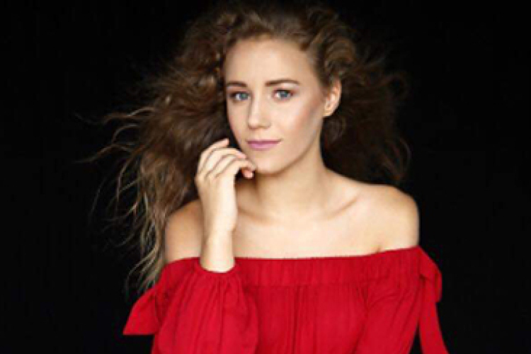 Ismerd meg a magyar szépségkirálynő új mentoráltját