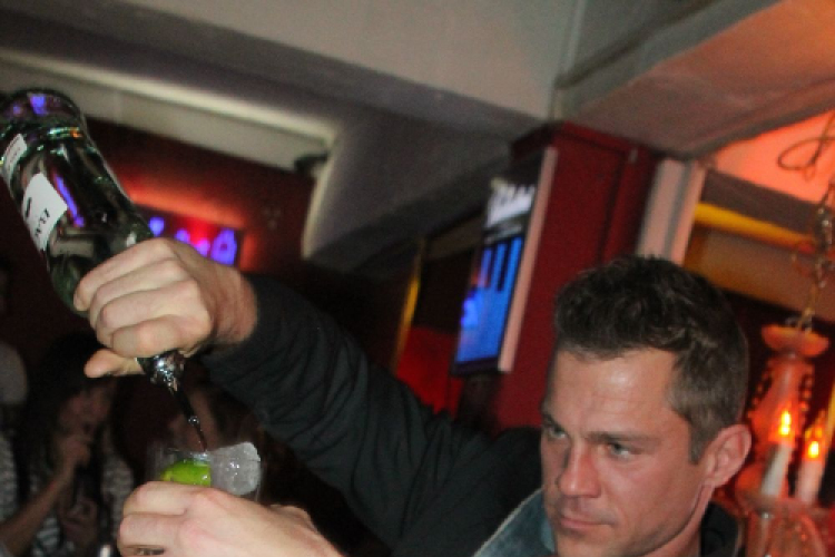 2014.03.08.Szombat Mamma Mia Nőnap Hujber Ferenc Dj:Balage fotók.árpika