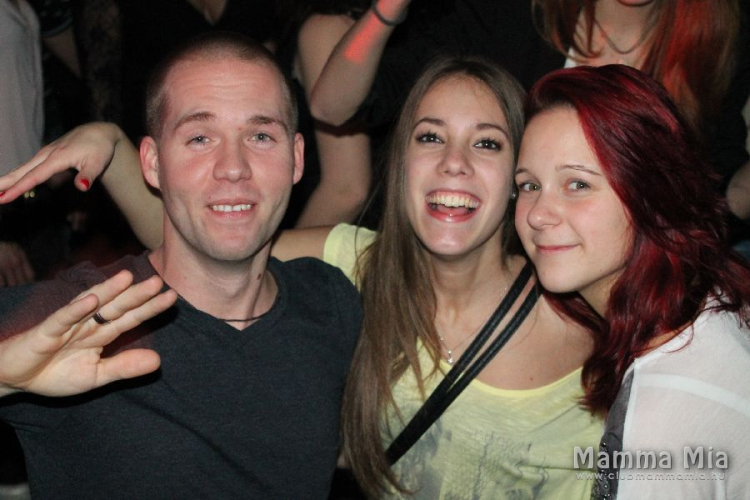 2014.01.04.Szombat Mamma Mia Házibuli Dj:Balage fotók:árpika