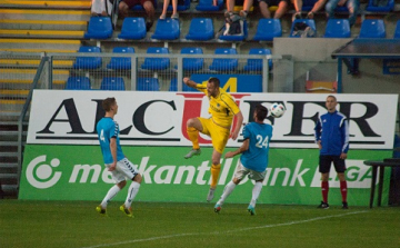 Labdarúgó NB II - Két góllal győzött a bajnok Gyirmót