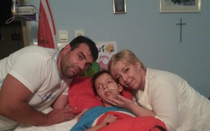 Bence és a világ jókívánságai - Jótékonysági est felhívás 