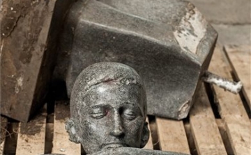 Összetört Radnóti-szobor – Mi történhetett vele?