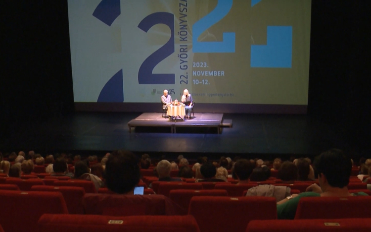 Nagy siker volt idén is a Győri Könyvszalon