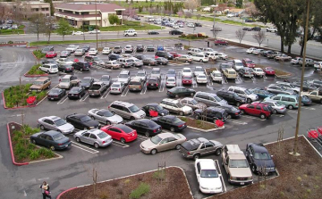 Őrzött teremgarázs és szabadtéri parkoló - Ferihegyi parkolás csak öt percre a Liszt Ferenc Nemzetközi Repülőtértől