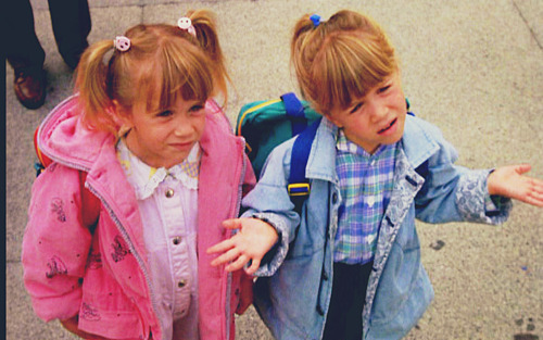 Durva! Különböző országban születtek az ikrek!