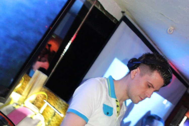 2014.05.17.Szombat Mamma Mia Video Disco Dj:Hubik Fotók:árpika