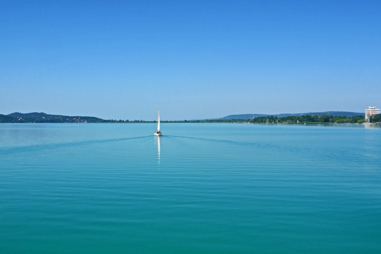 Kánikula váltja a zivataros időt