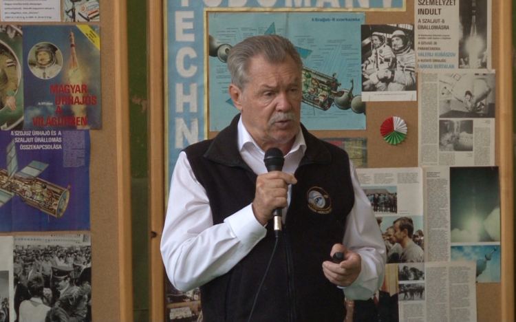 Győrben járt az első magyar űrhajós